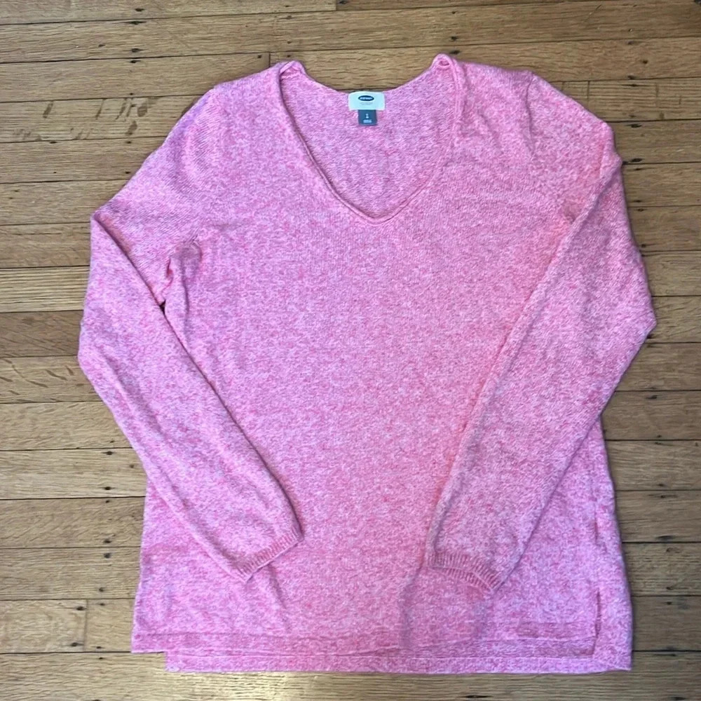 Old Navy sweater